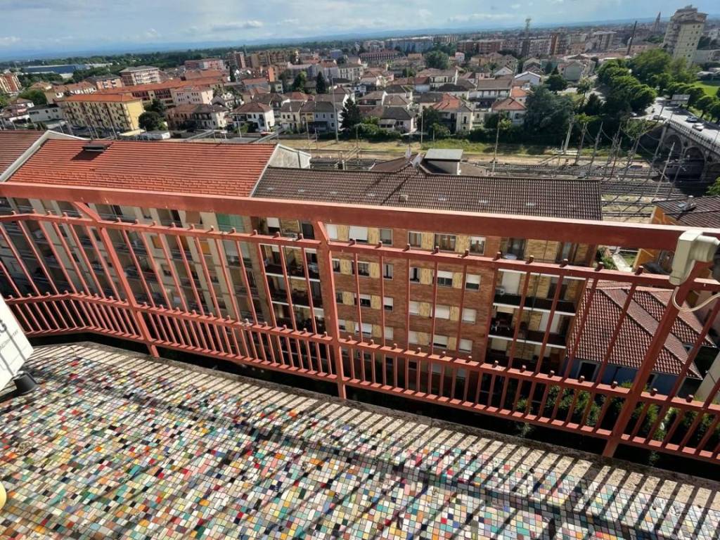 Appartamento a Alessandria in Viale Medaglie d'Oro, 14 - Foto 5