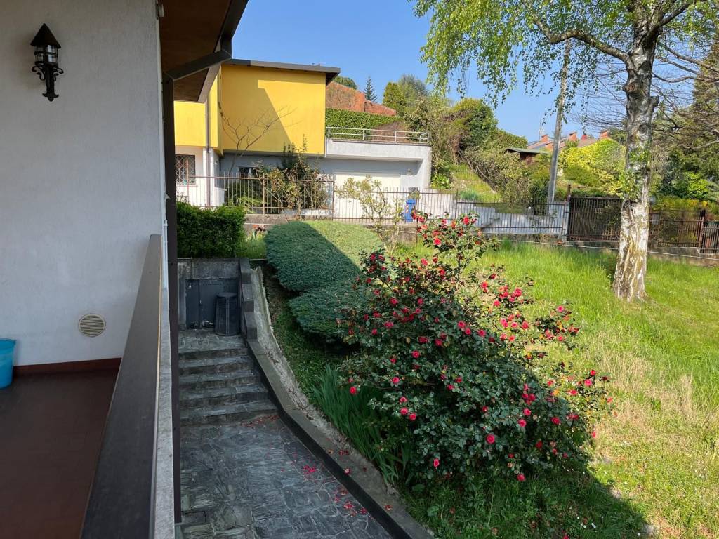 Villa a Varese in Via Vincenzo Gioberti, 5 - Foto 4