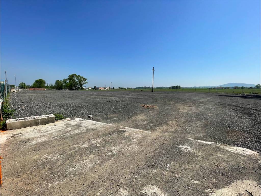 Terreno a Codevilla in Via Strada Nuova, 28 - Foto 3