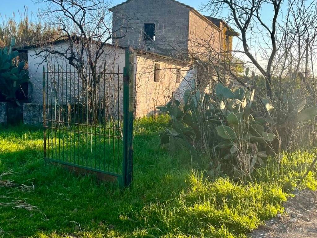 Rustico / casale a Fondi in Via Acqua Chiara - Foto 4