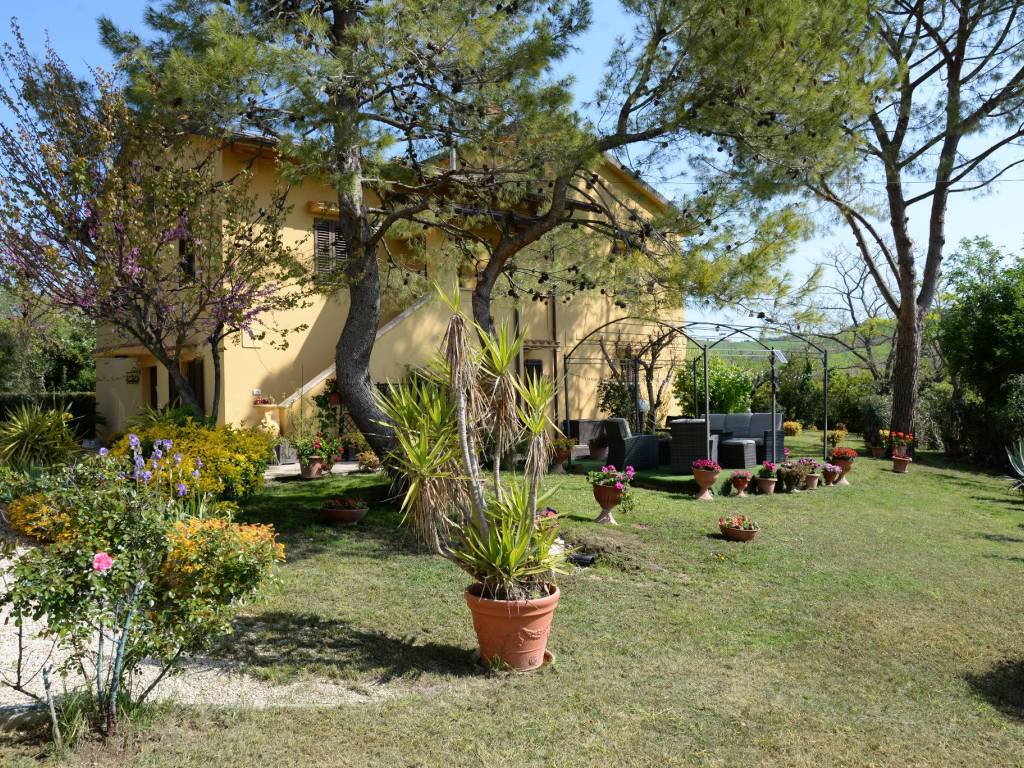 Villa a Falconara marittima in Via Saline - Foto 2