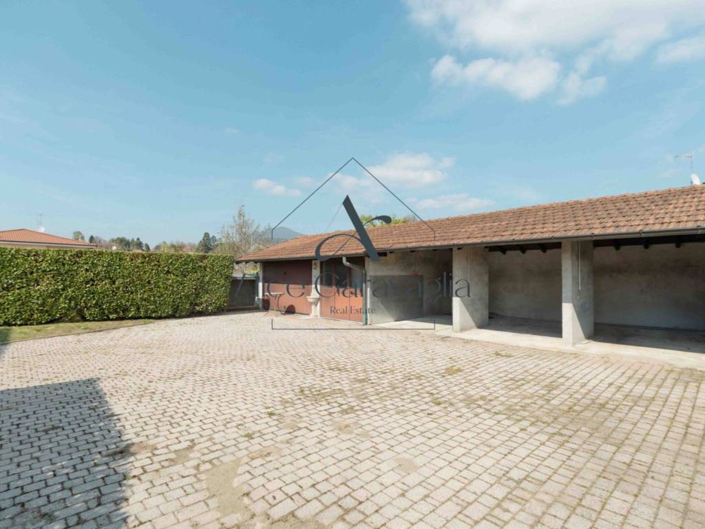 Appartamento a Monvalle in Via Giacomo Matteotti, 35 - Foto 2