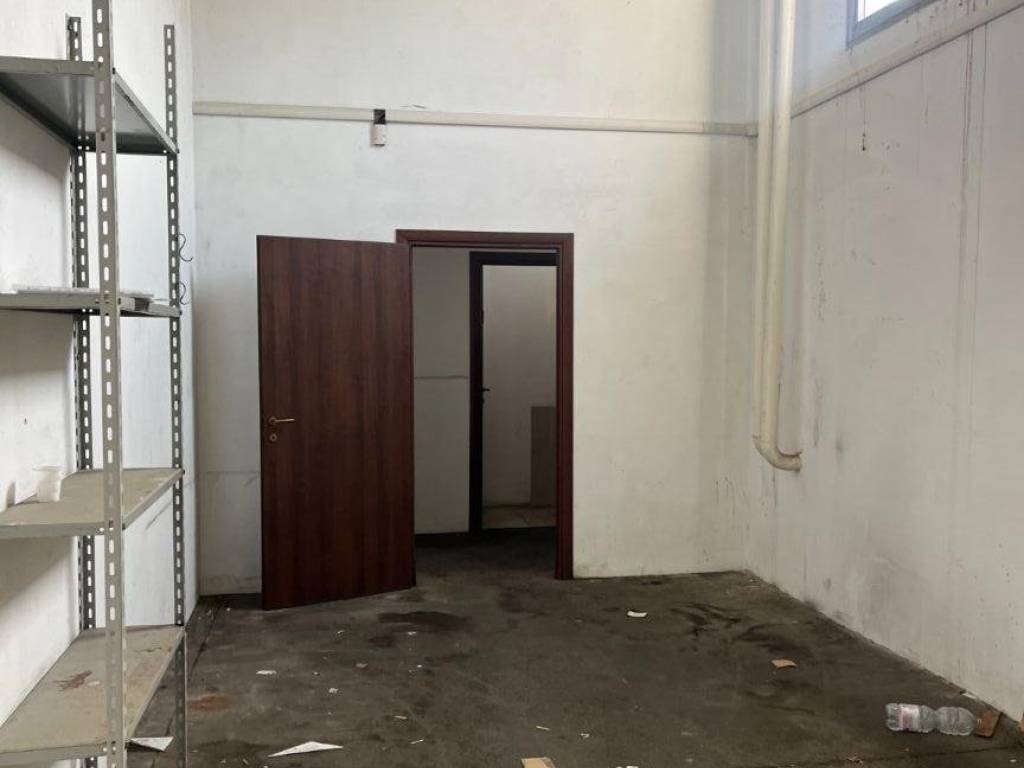 Immobile a Aprilia in Via dell'Industria - Foto 3
