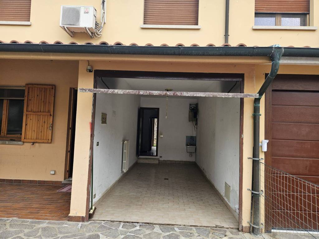 Villetta a schiera a Budrio in Via Caduti di Cefalonia - Foto 4