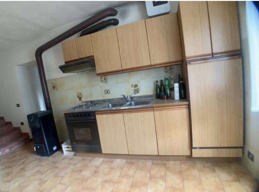 Appartamento a Castel vittorio in via VIII ottobre, 5 - Foto 3