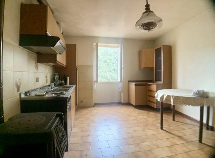 Appartamento a Castel vittorio in via VIII ottobre, 5 - Foto 4