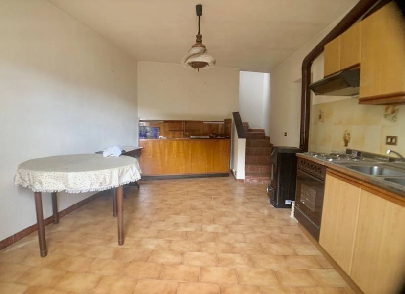 Appartamento a Castel vittorio in via VIII ottobre, 5 - Foto 5