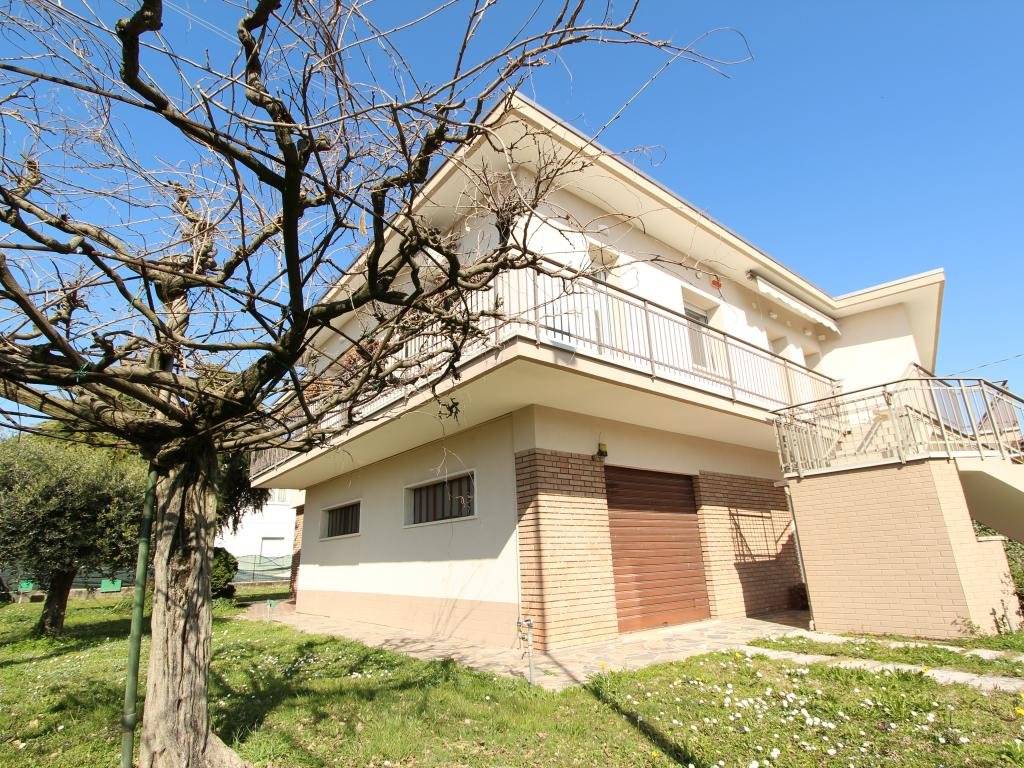 Villa a Zevio in Via della Pace, 36 - Foto 3