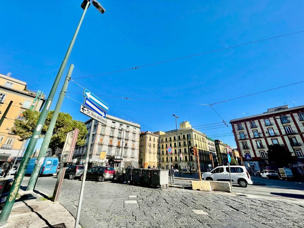 Appartamento a Napoli in Via Carriera Grande - Foto 2