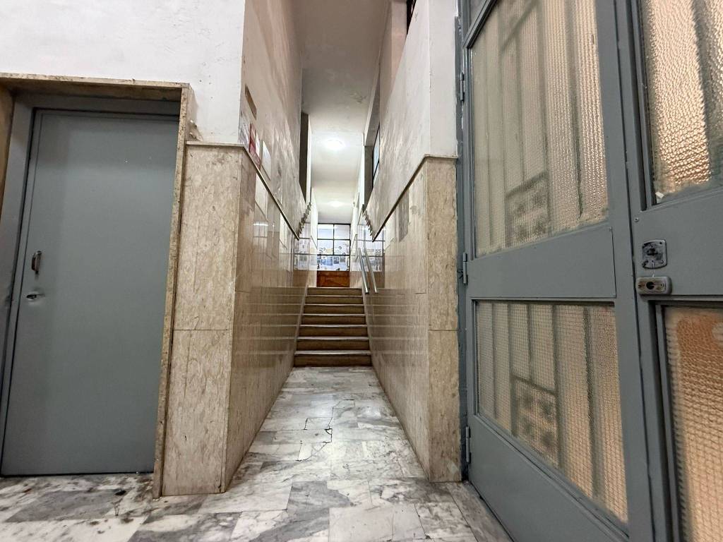 Appartamento a Napoli in Via Carriera Grande - Foto 5