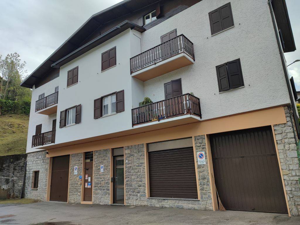 Appartamento a Cremeno in Via Madonnina, 6 - Foto 2
