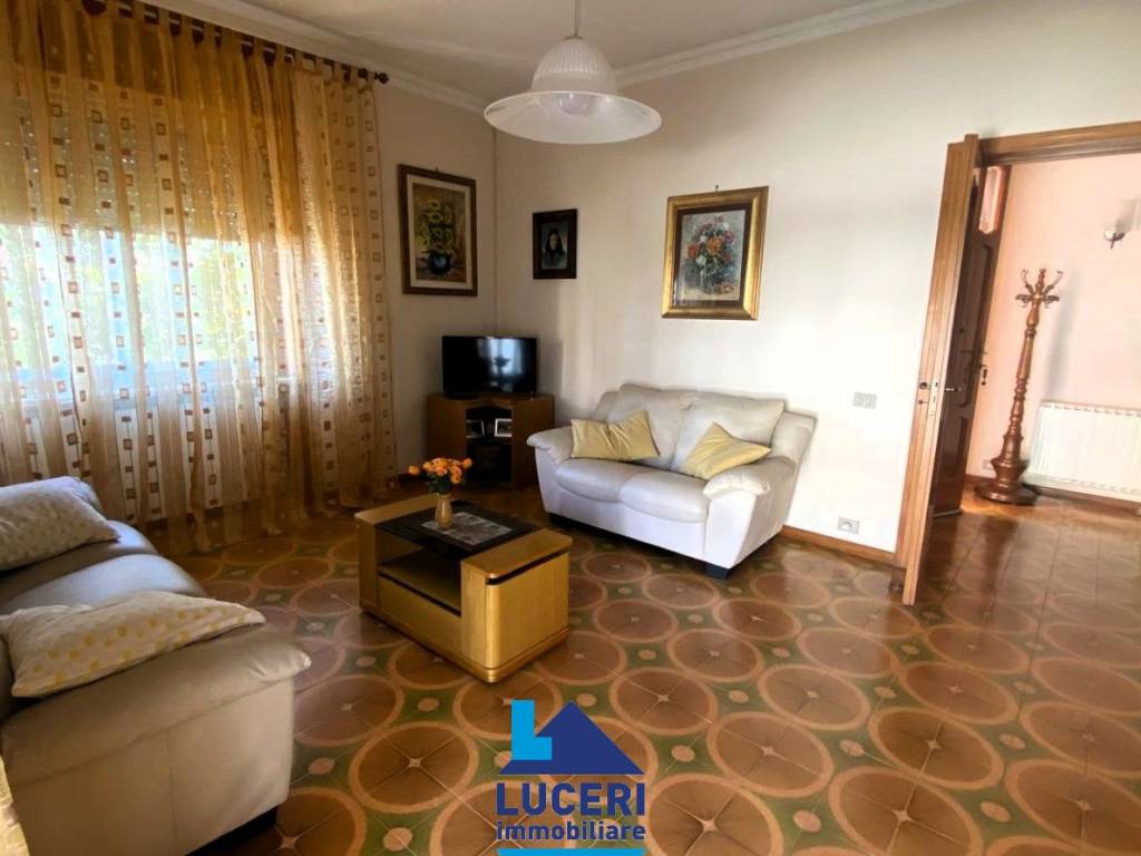 Villa a Galatina in Via Val d'Aosta - Foto 5