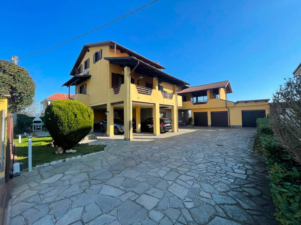Appartamento a Villanova d'asti in Via Matteo e Giovanni Griva, 30 - Foto 2