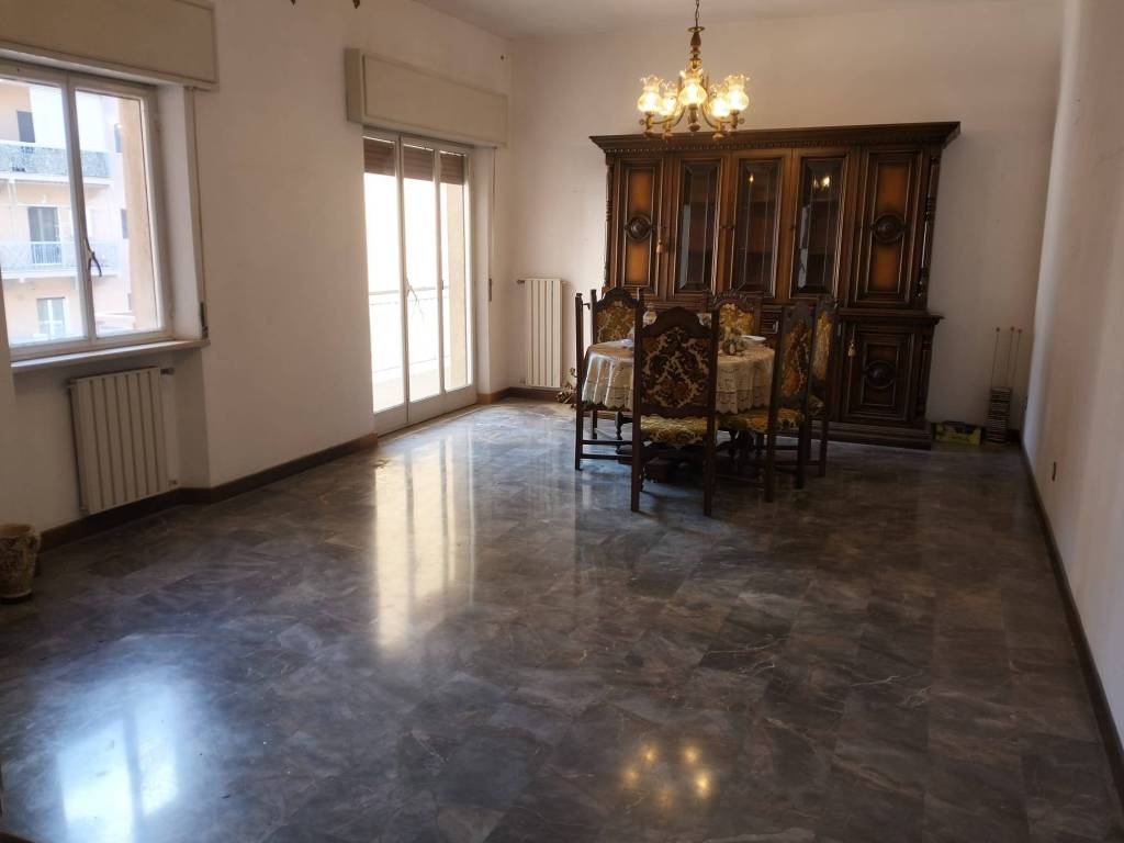 Appartamento a Reggio calabria in Via Bolzano - Foto 4
