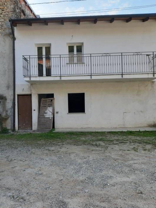 Appartamento a Sangiano in Via Giacomo Puccini, 17 - Foto 3