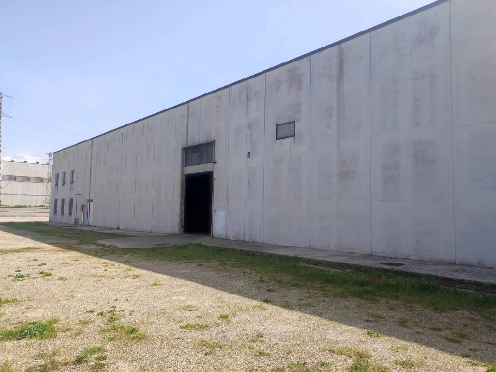 Immobile a L'aquila in Nucleo Industriale di Bazzano - Foto 3