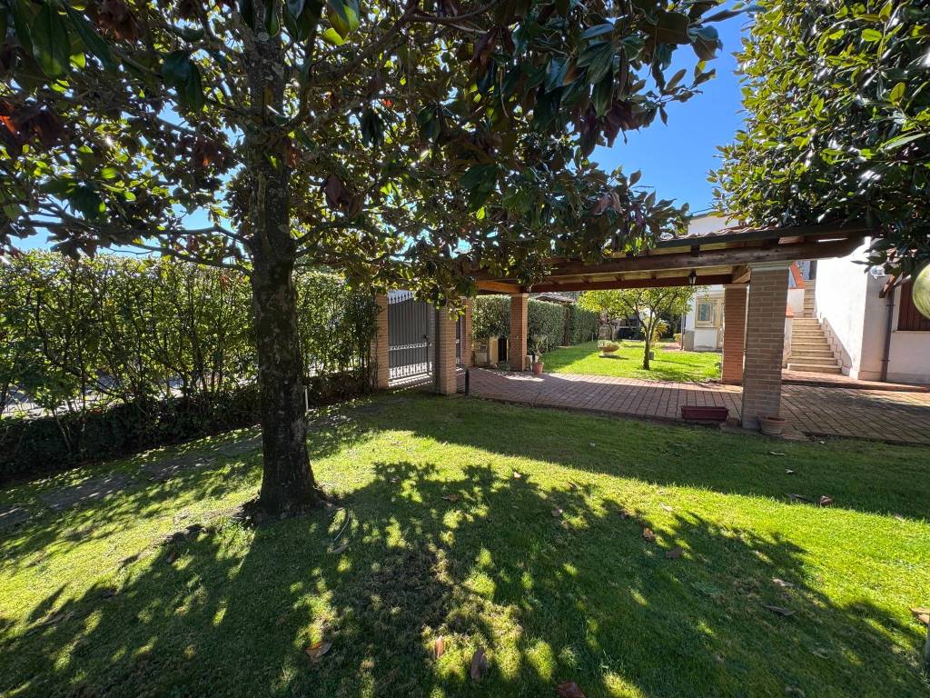 Villa a San felice circeo in Via Africa Orientale - Foto 2