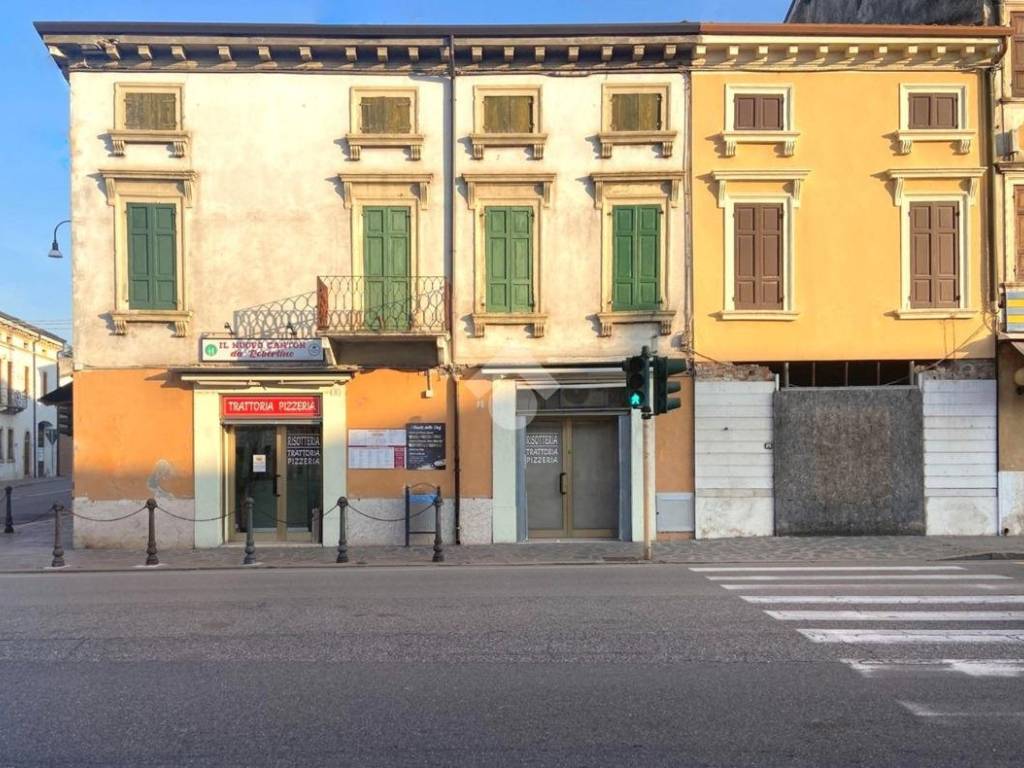 Casa indipendente a Isola della scala - Foto 2