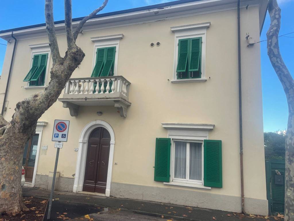 Villa a Rosignano marittimo in Viale Italia - Foto 3