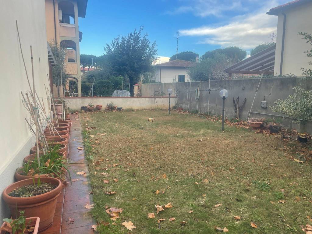 Villa a Rosignano marittimo in Viale Italia - Foto 5