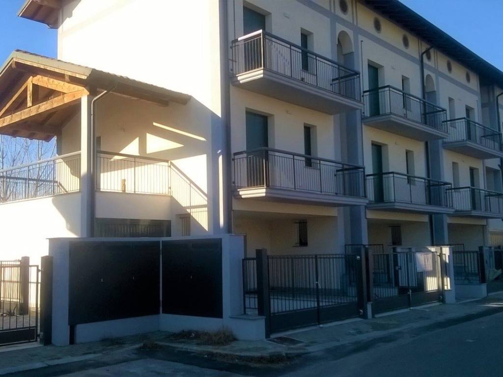 Appartamento a Brembio in Via Saint Christo en Jarez 7 - Foto 2