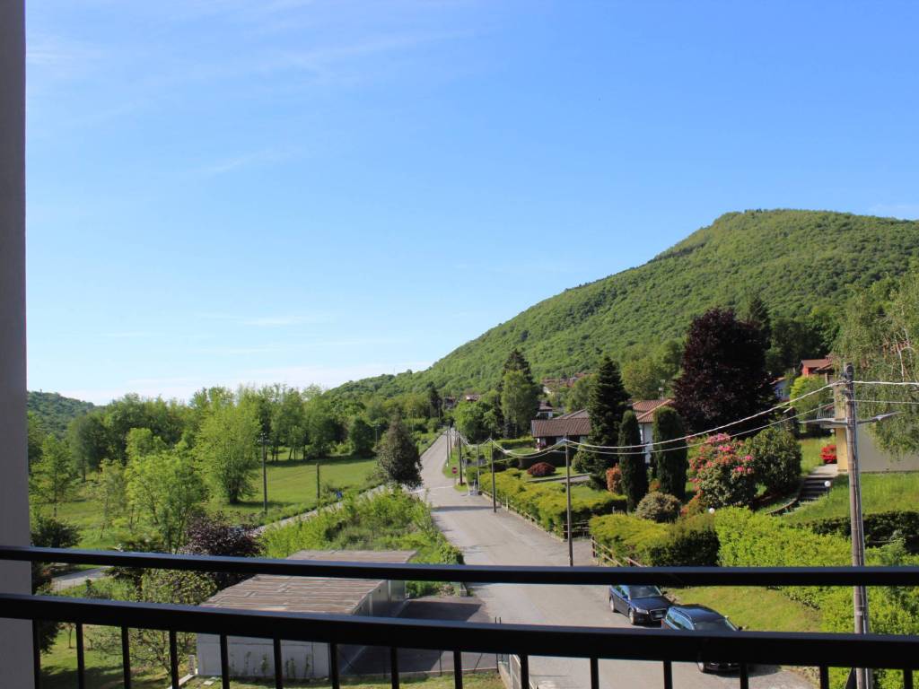 Appartamento a Brovello-carpugnino - Foto 2