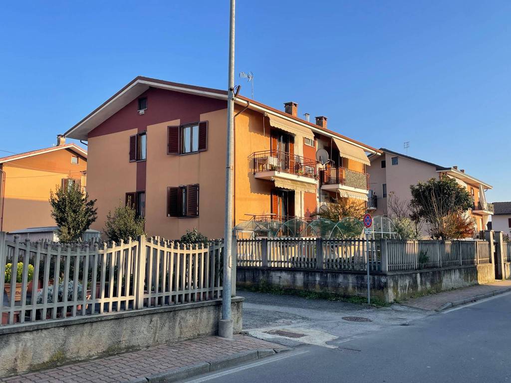Appartamento a Caramagna piemonte in Via Cesare Battisti - Foto 2
