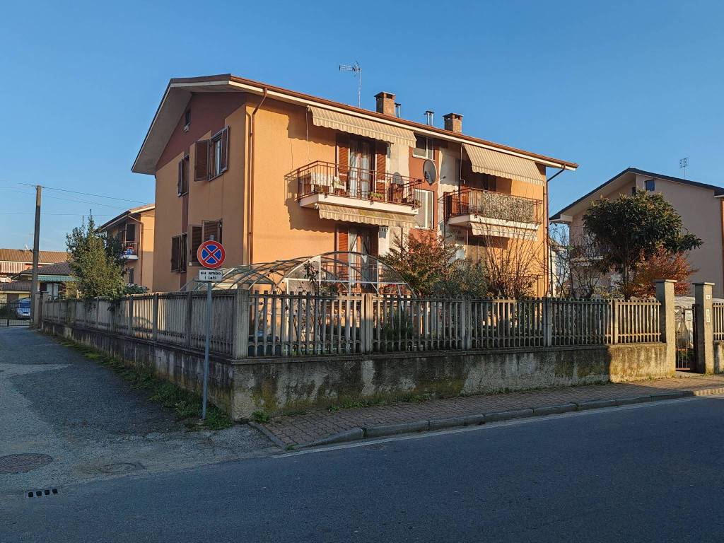 Appartamento a Caramagna piemonte in Via Cesare Battisti - Foto 3
