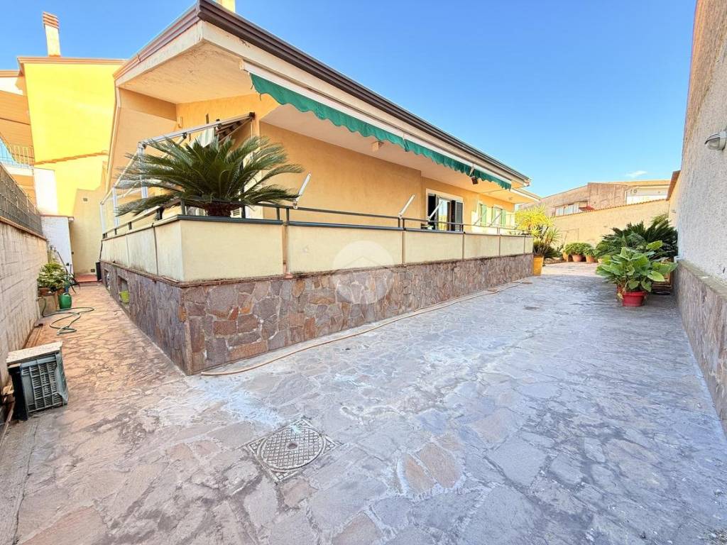 Villa a Santa maria capua vetere in VIA GAETANO SARACENI, 55 - Foto 2