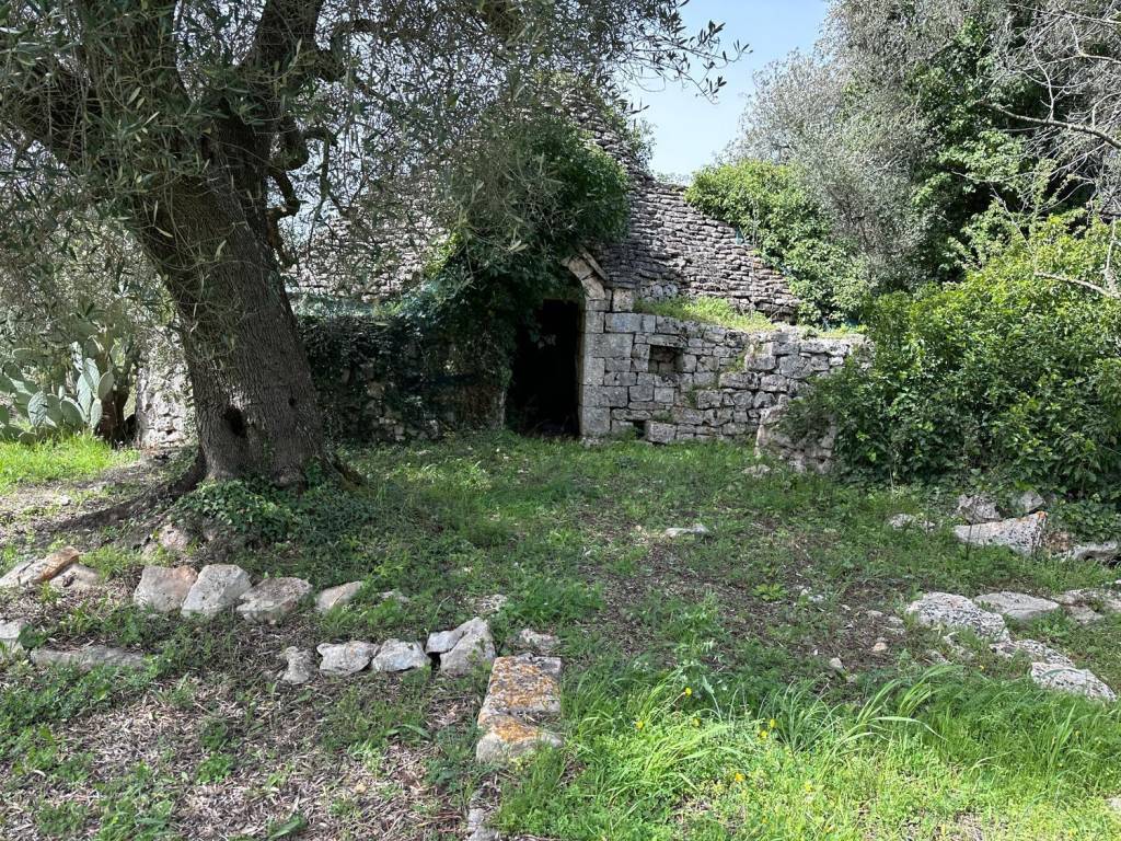 Rustico / casale a Ceglie messapica in Contrada Angelo Di Maglie S.N.C. - Foto 2