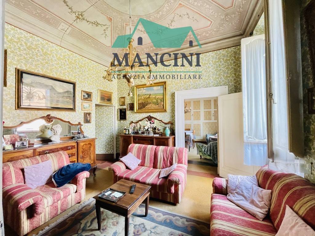 Casa indipendente a Jesi in PIAZZA G. BATTISTA PERGOLESI, 2 - Foto 2