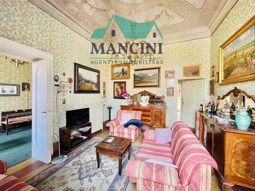 Casa indipendente a Jesi in PIAZZA G. BATTISTA PERGOLESI, 2 - Foto 3