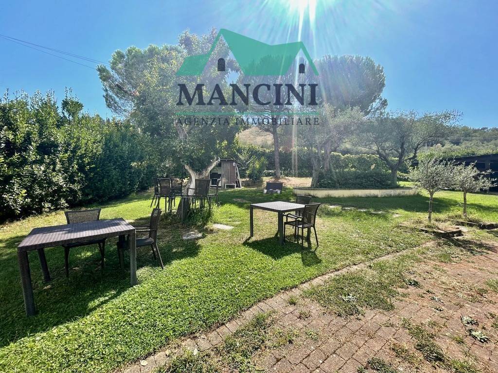 Casa indipendente a Jesi in MAZZANGRUGNO, 1 - Foto 5