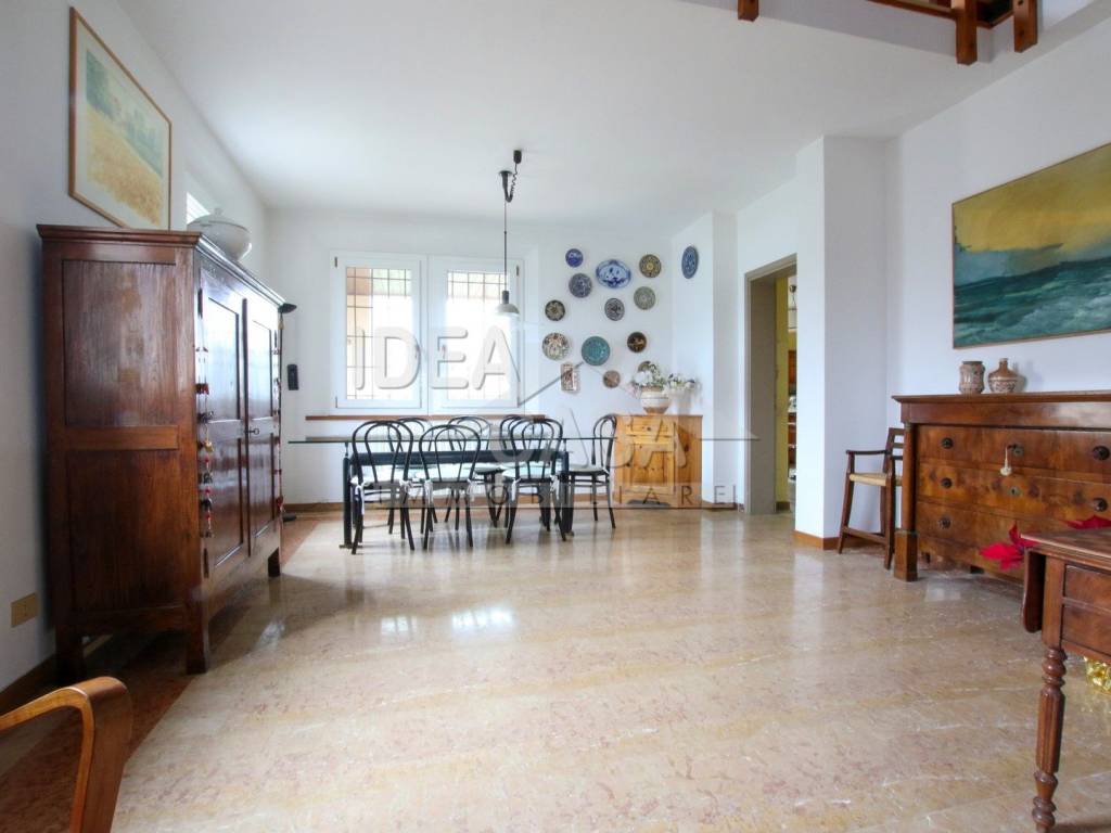 Villa a Mirandola in Via Cazzuola, 1 - Foto 3