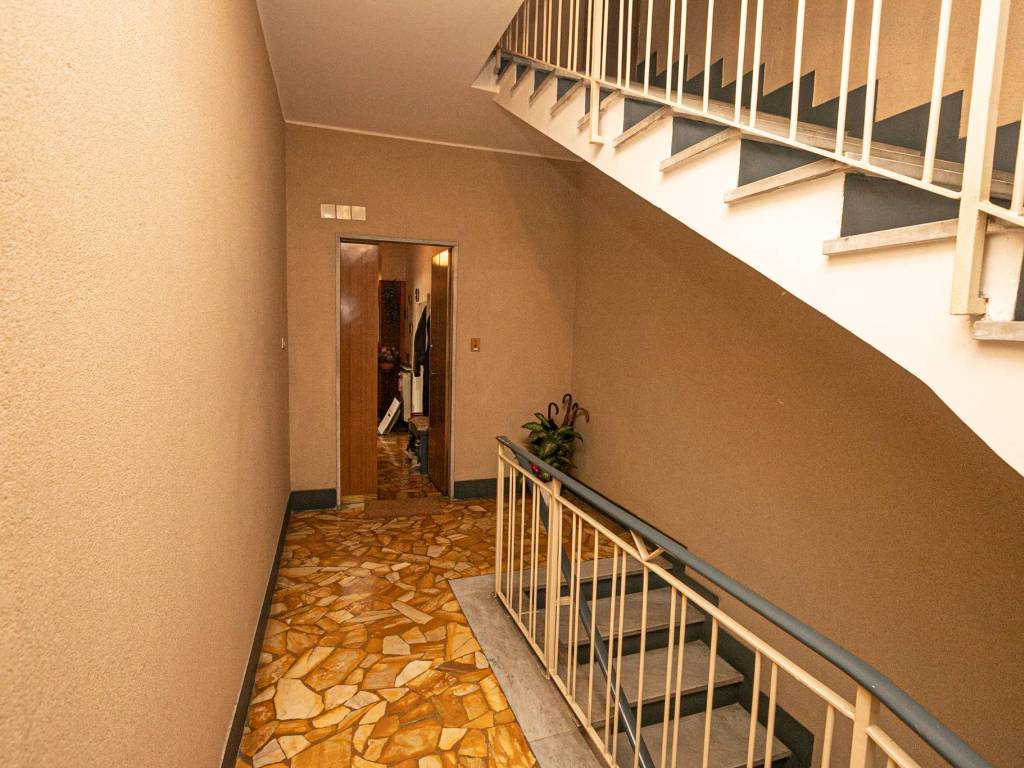 Appartamento a Genova in Via del Commercio - Foto 2