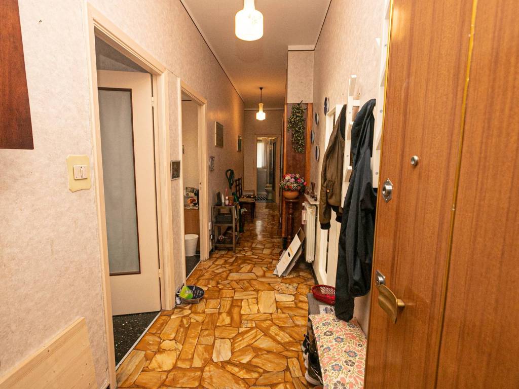 Appartamento a Genova in Via del Commercio - Foto 3