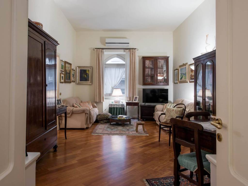 Appartamento a Catania in Viale Regina Margherita - Foto 5
