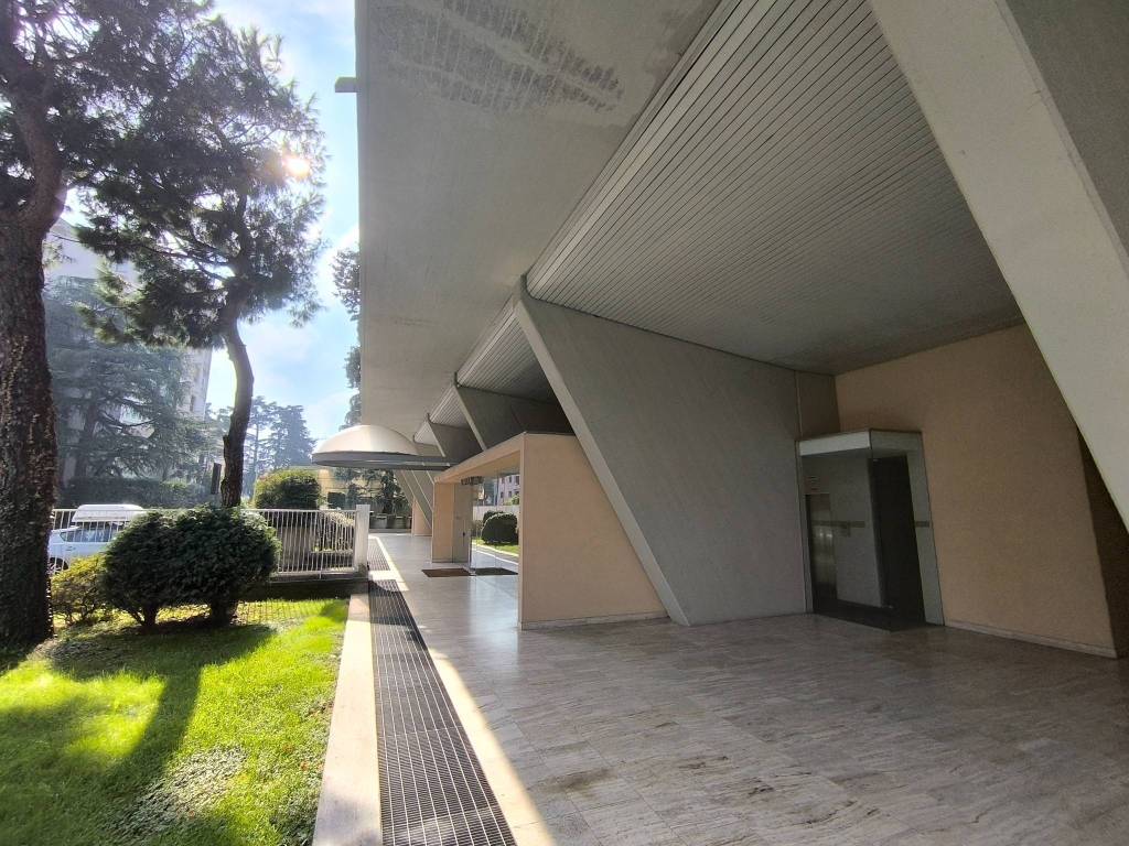 Appartamento a Gallarate in Via Galileo Ferraris, 4 - Foto 3