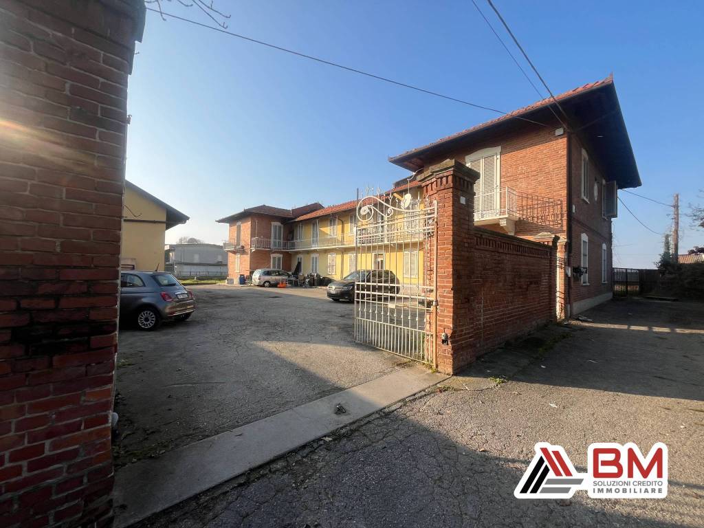 Appartamento a Caramagna piemonte in Via San Sebastiano, 88 - Foto 2