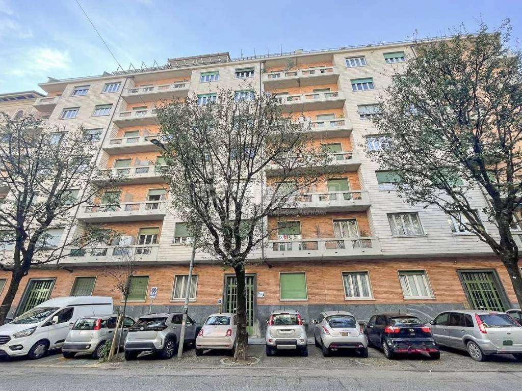 Appartamento a Torino in Corso Raffaello 8/BIS - Foto 1