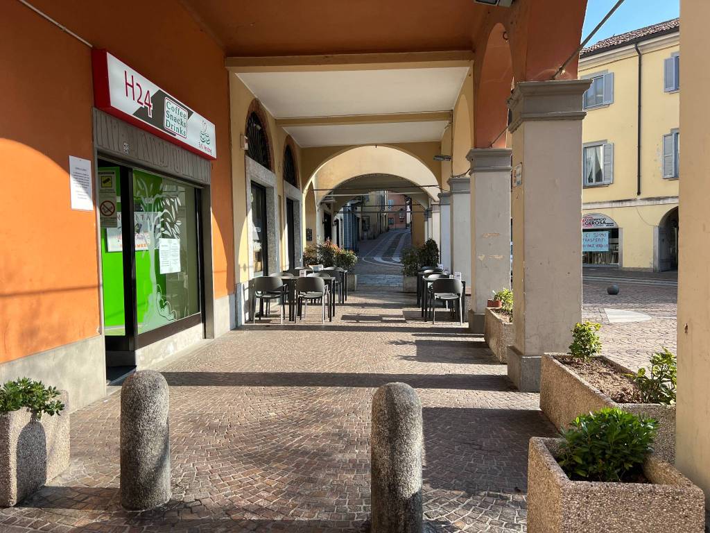 Immobile a Merate in Piazza della Vittoria, 8 - Foto 4