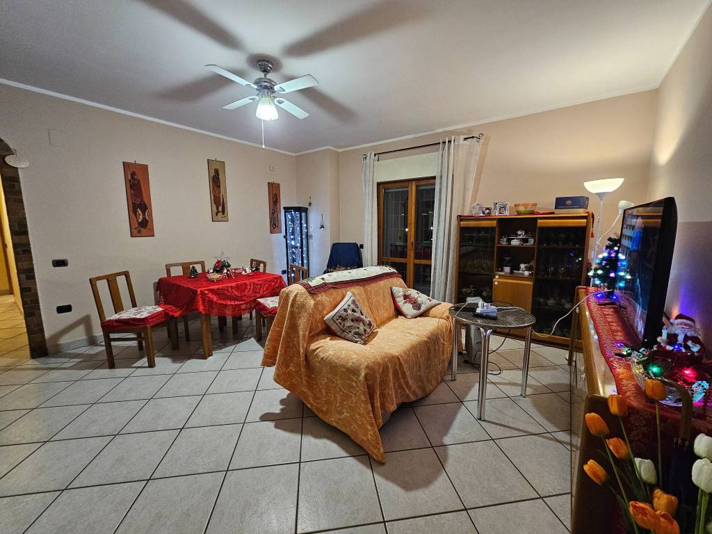 Appartamento a Montecorvino pugliano in Viale Giuseppe Verdi, 35 - Foto 2