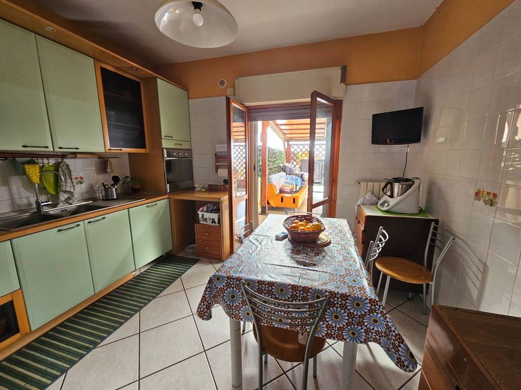 Appartamento a Montecorvino pugliano in Viale Giuseppe Verdi, 35 - Foto 3