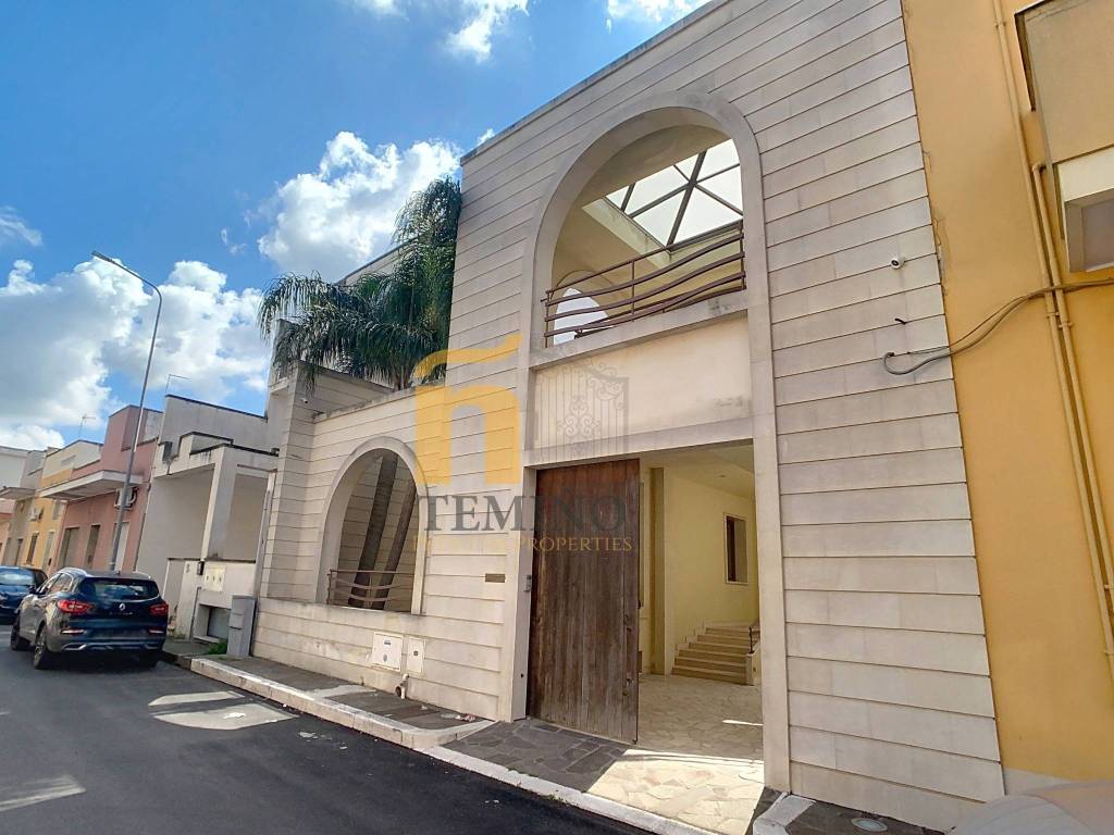 Villa a Monteroni di lecce in Via Cima 11, 30 - Foto 2