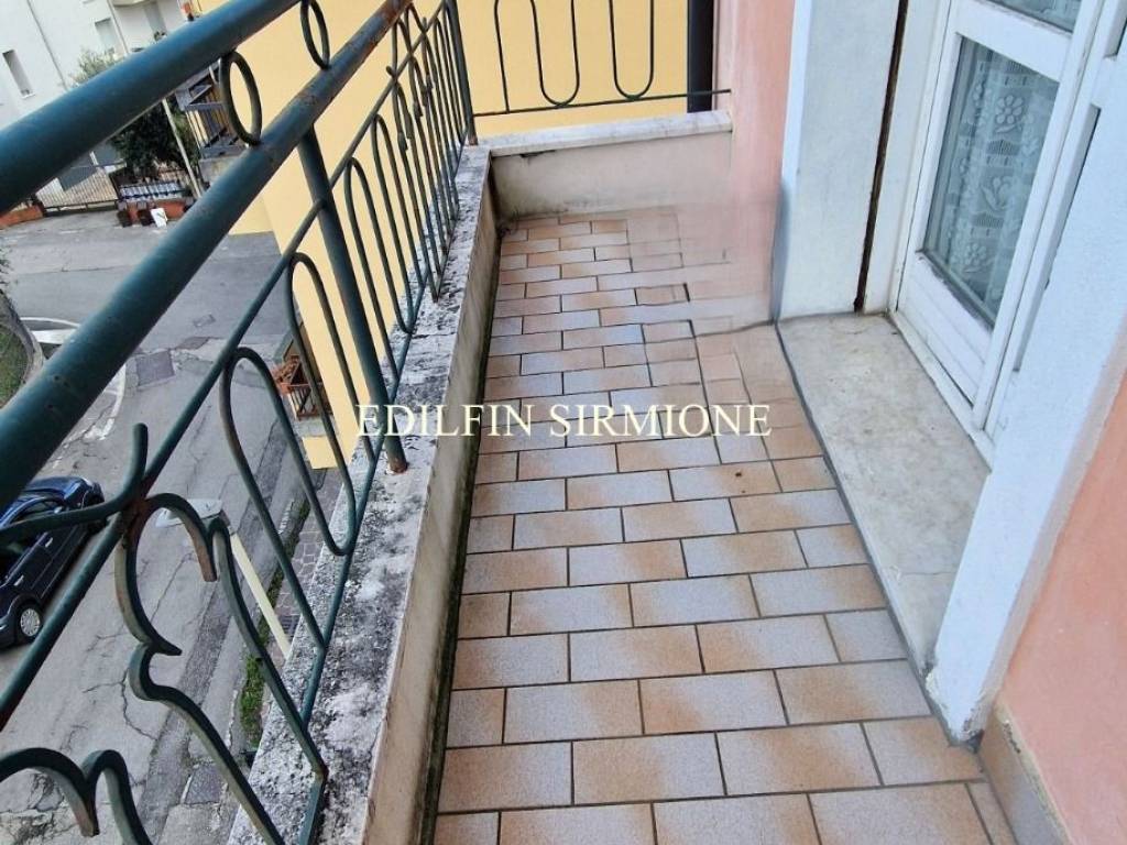 Appartamento a Desenzano del garda in Via Don Primo Mazzolari, 15 - Foto 4