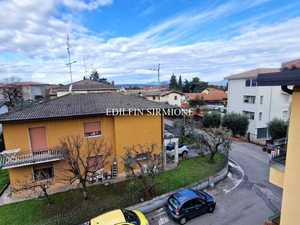 Appartamento a Desenzano del garda in Via Don Primo Mazzolari, 15 - Foto 5