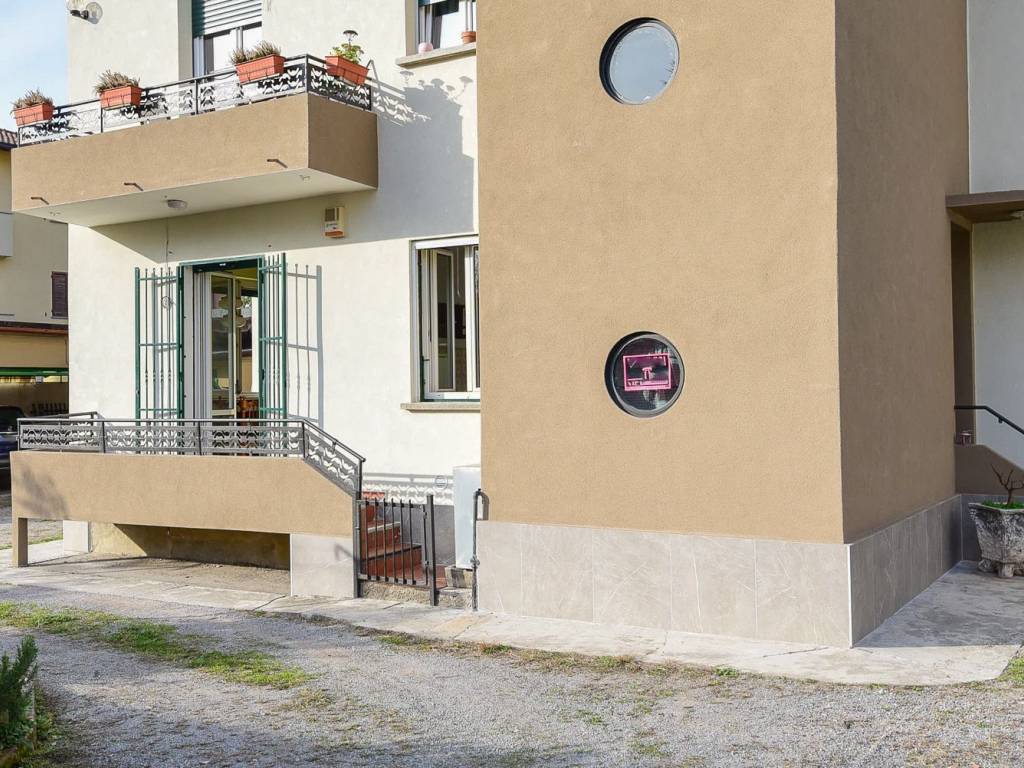 Appartamento a Oggiono in Via Papa Giovanni XXIII, 92 - Foto 2
