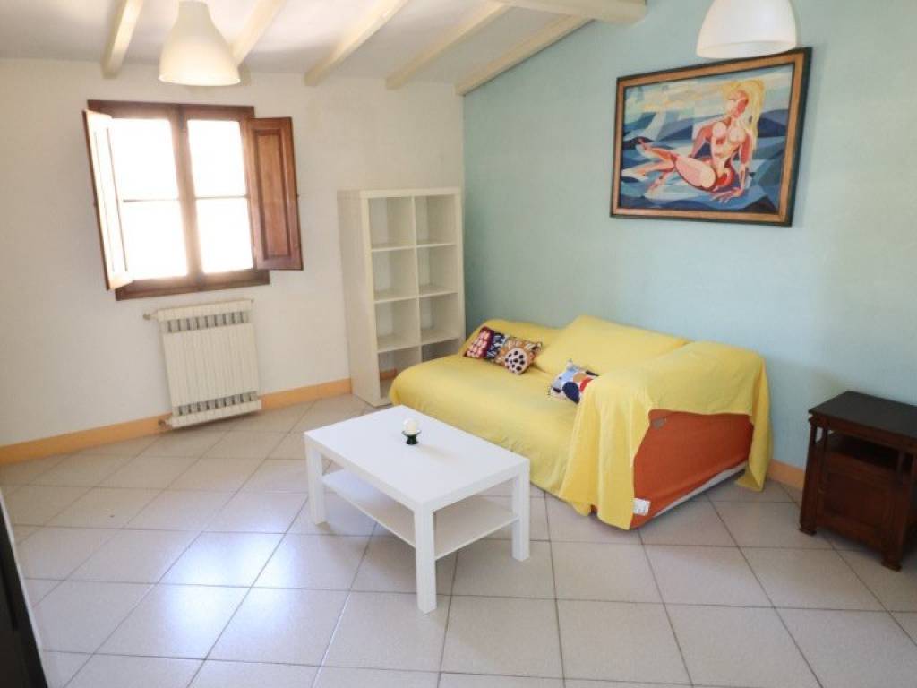 Appartamento a Montevarchi in Via Isidoro del Lungo - Foto 2