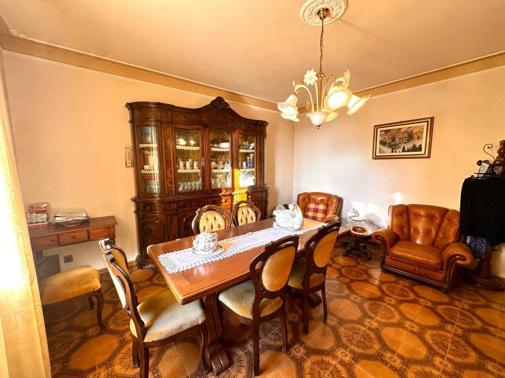 Casa indipendente a Castiglione del lago in Via Santa Maria - Foto 3