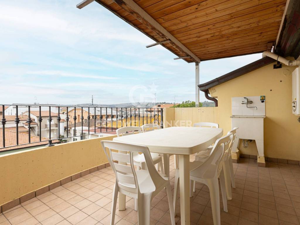 Appartamento a Tortoreto in Via Edmondo de Amicis, 10 - Foto 2